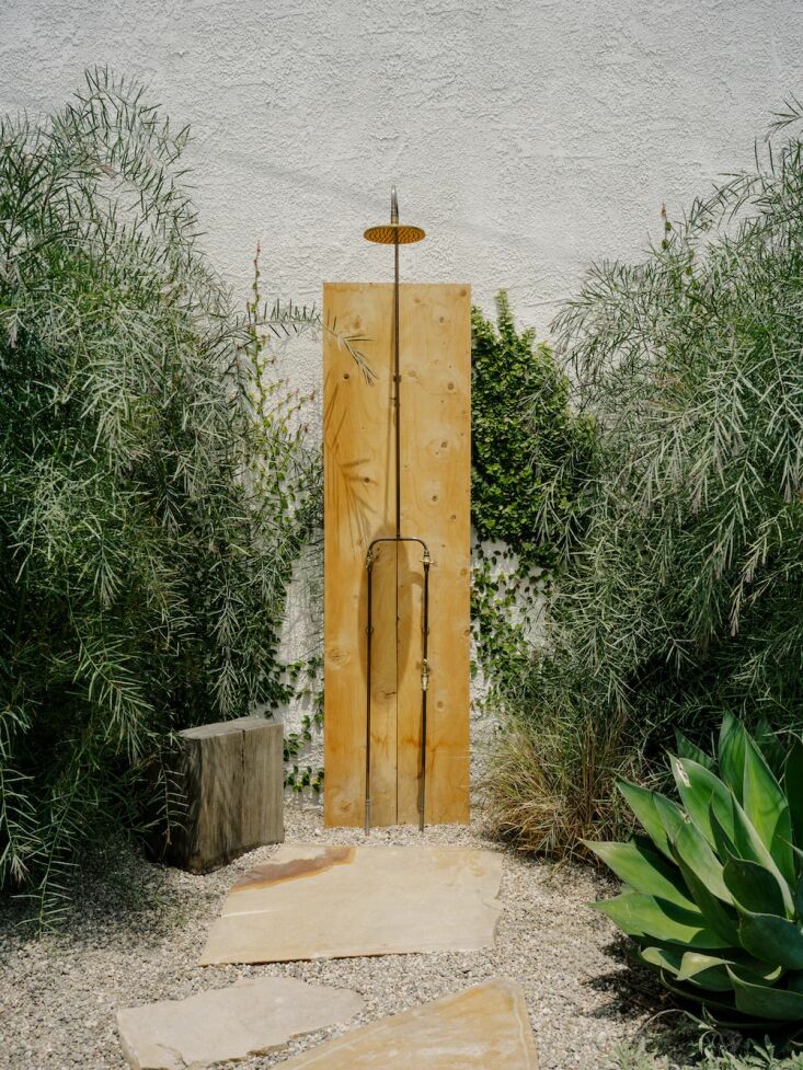 At ORCA, take \20 percent off with code GARDENISTA\20, now through November \2. (We love all of their good-looking garden hardware, but how dreamy is this Copper and Brass Outdoor Shower?)