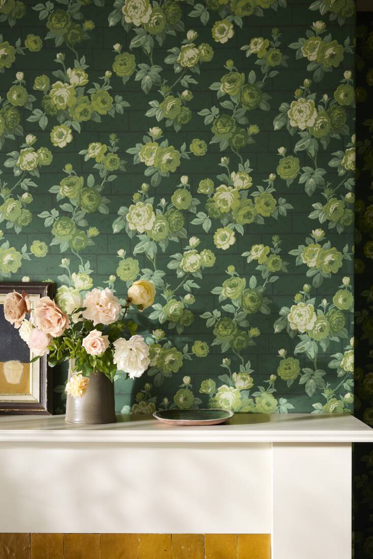 Little Greene In the Garden Wallpaper in Rose Garden