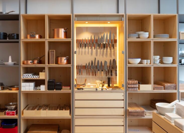 \2\20;I\2\17;m in Berlin with my twin sister who insisted on going to Manufactum before anywhere else—good call!\2\2\1; \2\1\1; Kendra Wilson; photograph from Manufactum