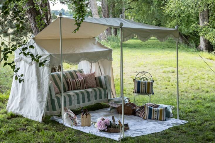 Because there are so many options to choose from—from the size to the fabrics to the roof styles—it\2\17;s helpful to check out ODD\2\17;s gallery of customer-designed rockers, which is where we found this combo that was designed with an veranda.