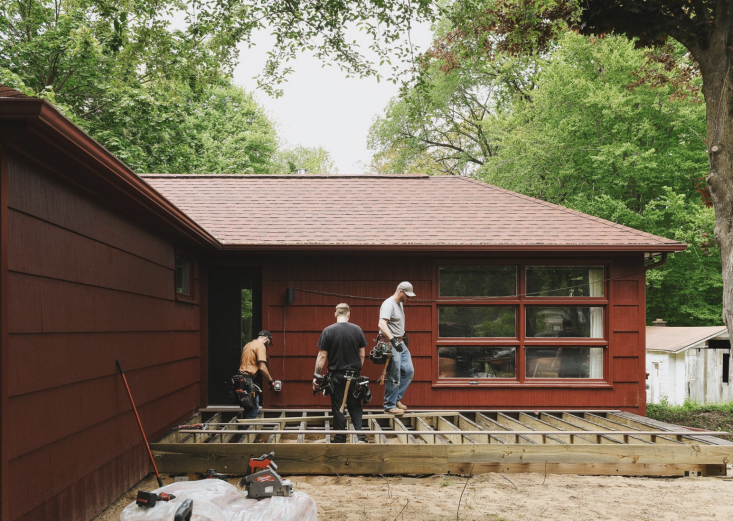 The most expensive part of the front-yard makeover was the addition of a new deck. \2\20;We used TimberTech decking materials, which added to the expense, but we opted to do so knowing that it would require no upkeep over the years.\2\2\1; They chose TimberTech\2\17;s Antique Leather finish to better match the white oak flooring on the inside.