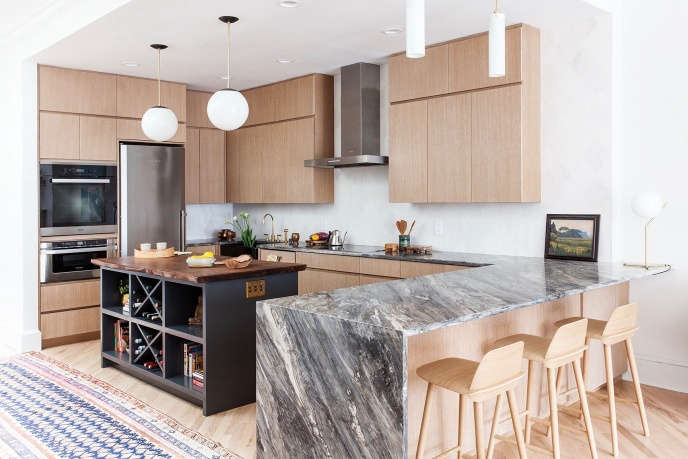 Indigo & Ochre Design Back Bay Boston penthouse modern kitchen