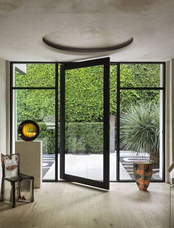 alex-p-white-limewash-marmorino-walls-and-ceiling